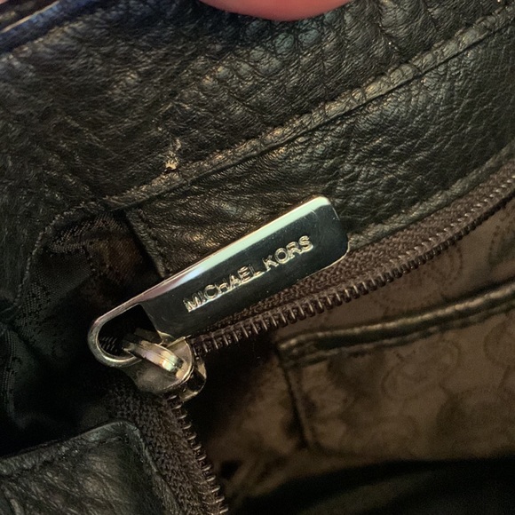 NWT MK Leather Bag🔥 - Picture 14 of 16